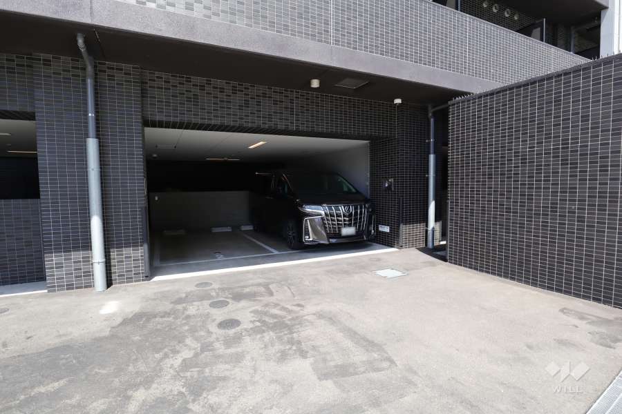 敷地内駐車場（屋内平面式）