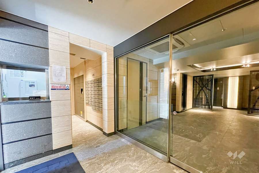 エントランス内