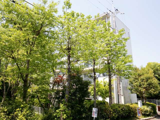 陽和台第3住宅5号棟の外観（南東側から）