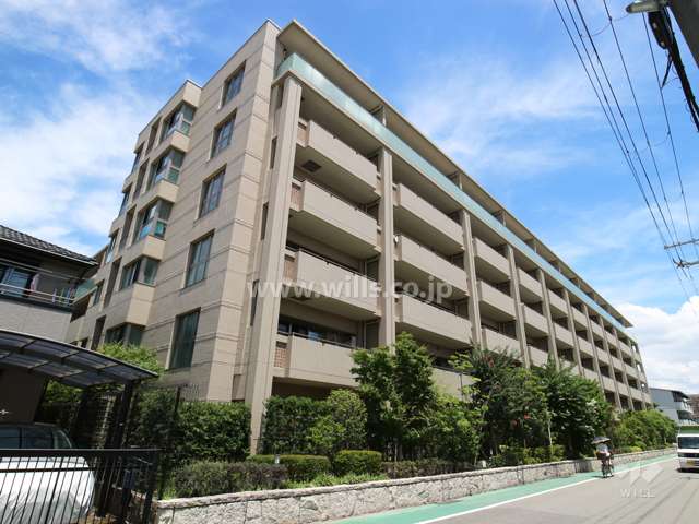 パークホームズ西宮北口の外観（南西側から）