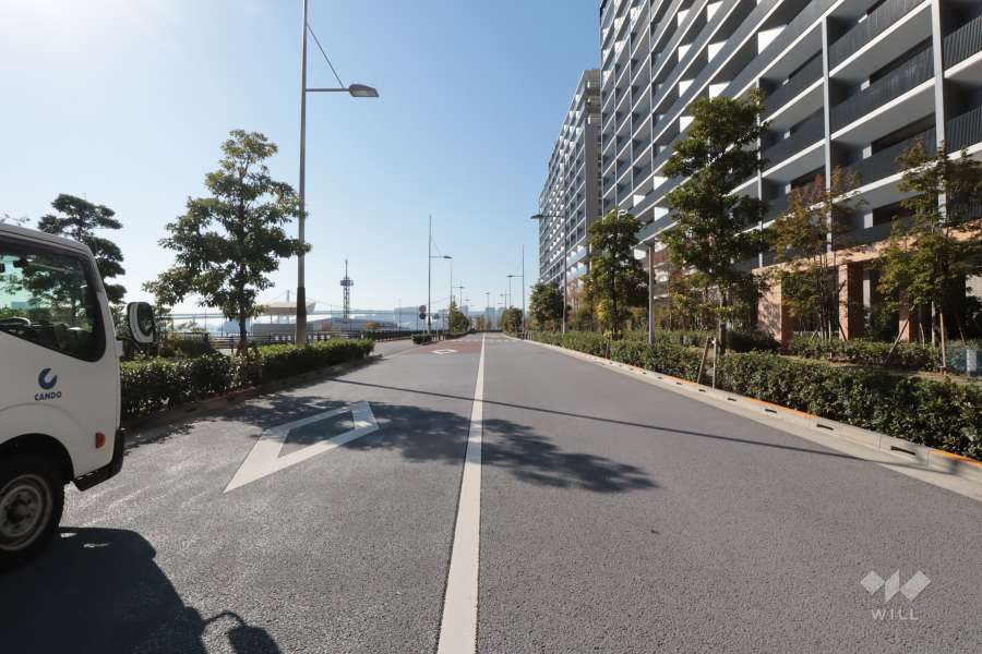 敷地北西側の前面道路　