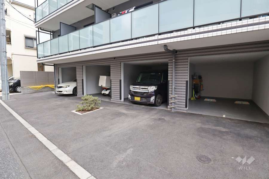 敷地内駐車場（屋内平面式）