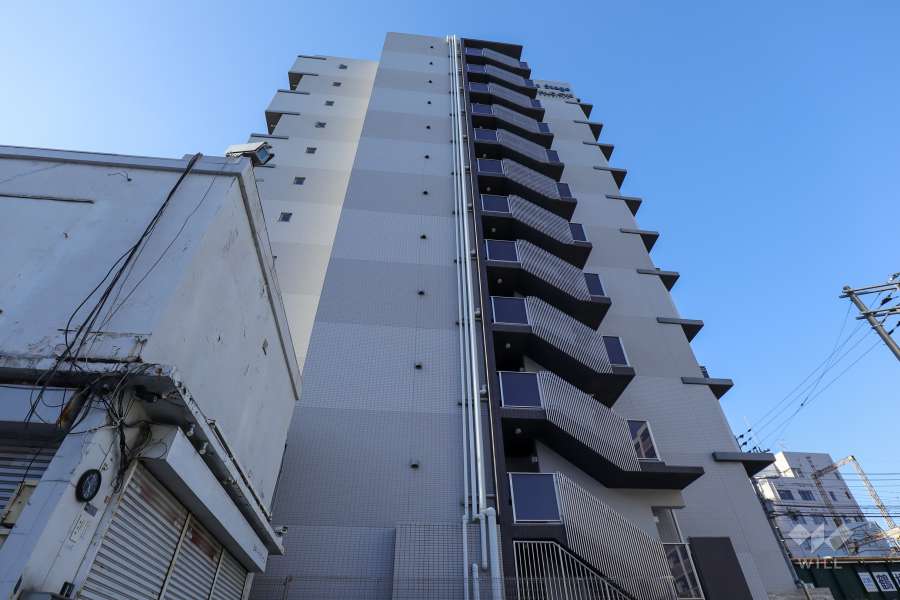 ファーストフィオーレ天王寺筆ヶ崎EYEの外観（南側から）