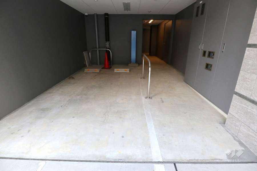 敷地内駐車場（屋内平面式）