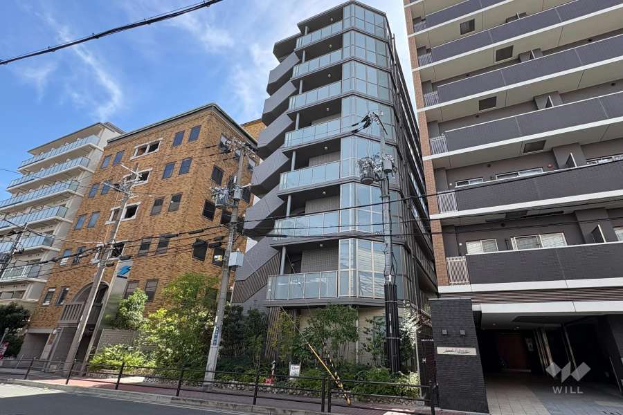 ファーストフィオーレ江坂グレイスの外観（北西側から）