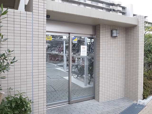 駐輪場入り口