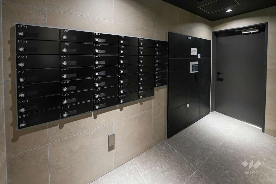 共用ポストと宅配ボックス