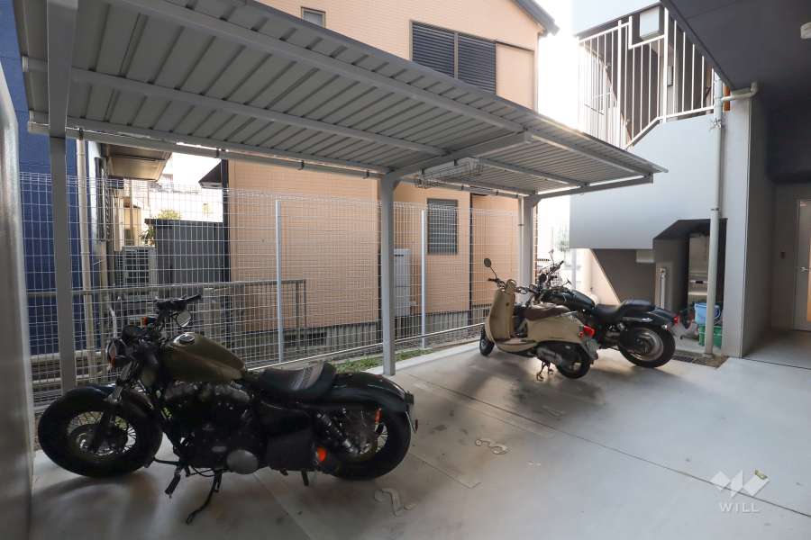 バイク置場