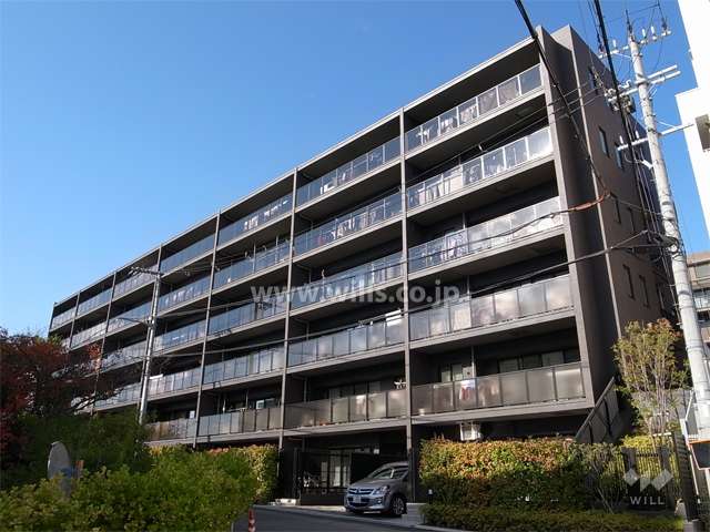 シティハウス北千里シーズンヒルズの外観（南東側から）