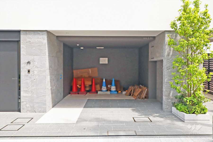 敷地内駐車場（屋内平面式）