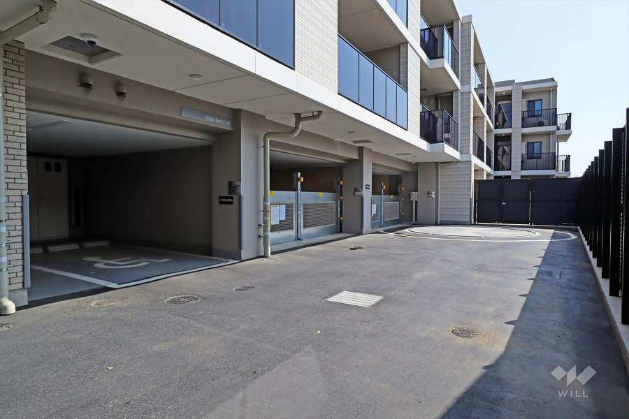 敷地内駐車場（屋内平面式・屋内機械式）