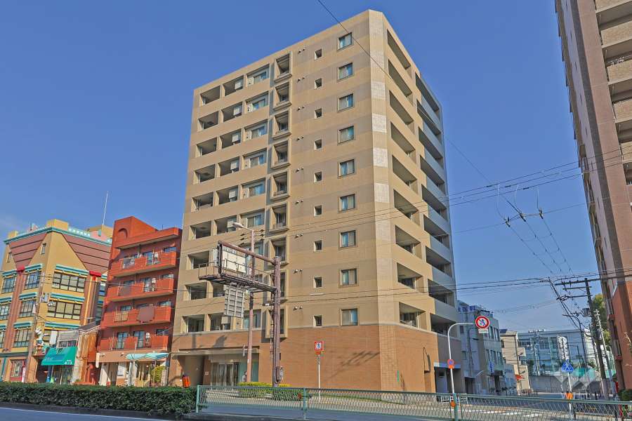 D'クラディア阿倍野の外観（南西側から）