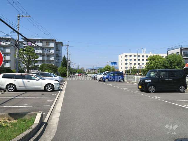 敷地内駐車場（屋外平面式）