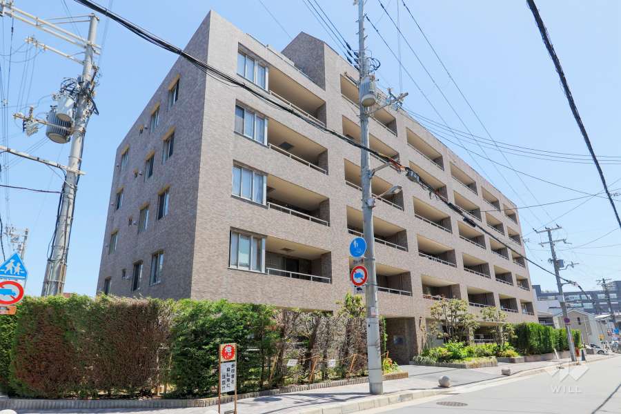 ステイツ北畠の外観（南西側から）