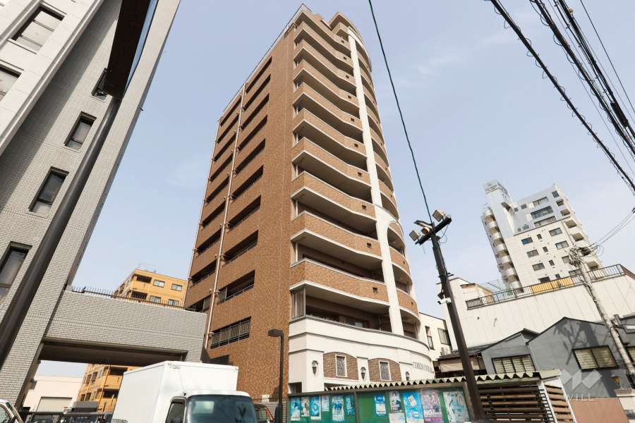 セレッソコート阿倍野の外観（南東側から）