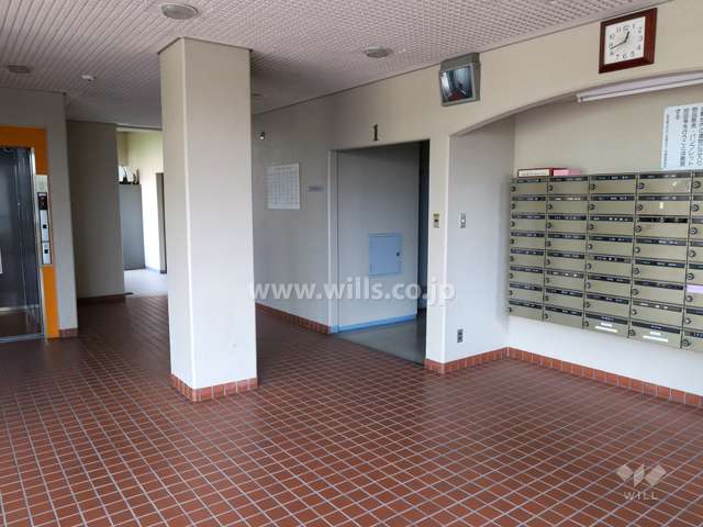 エントランスホール