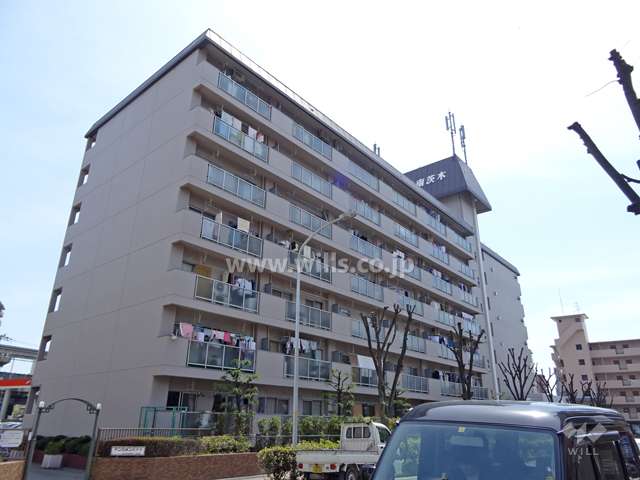 マンション南茨木の外観（北西側から）