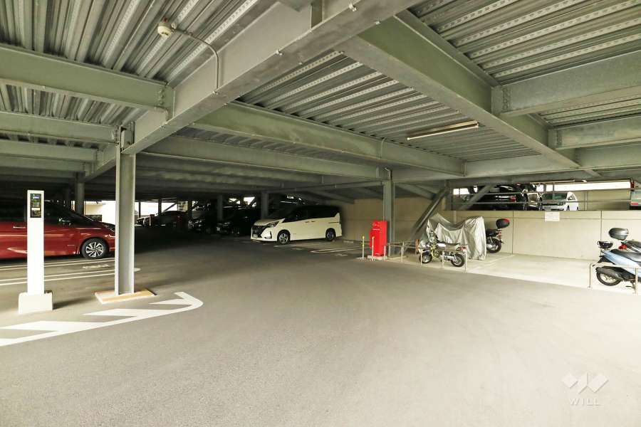 敷地内駐車場（屋内平面式）