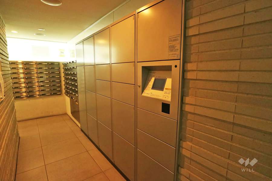 宅配ボックスと共用ポスト