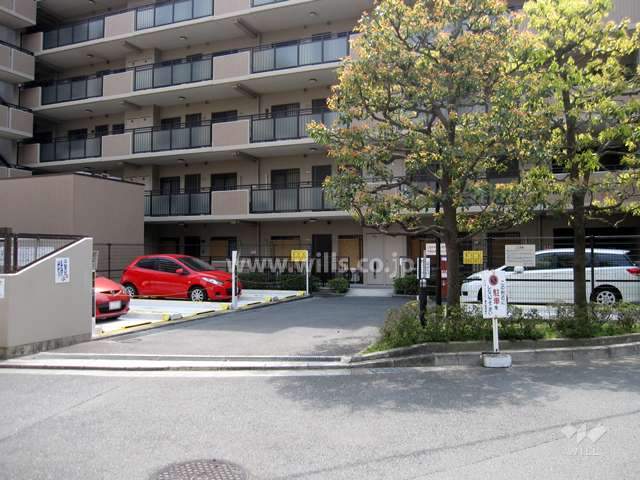 敷地内駐車場（屋外機械式）
