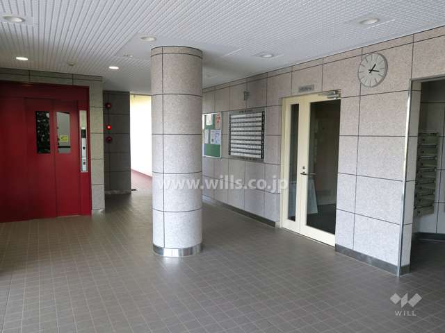 エントランスホール