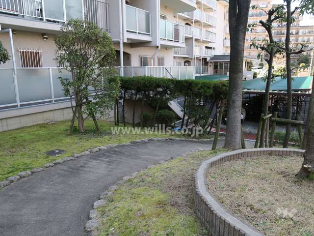 敷地内の通路