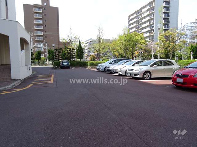 敷地内駐車場（屋外平面式）