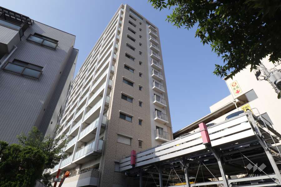 ライオンズ池田駅前の外観（北東側から）