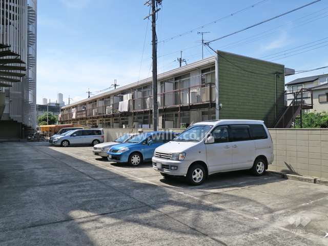 敷地内駐車場（屋外平面式）