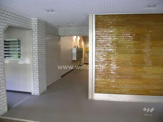 エントランスホール