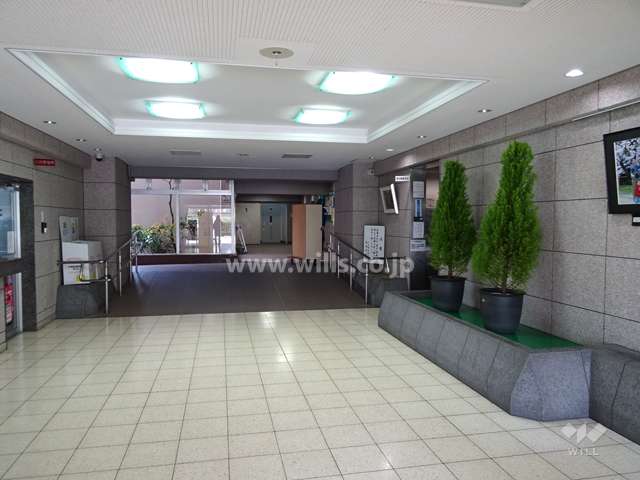 エントランスホール