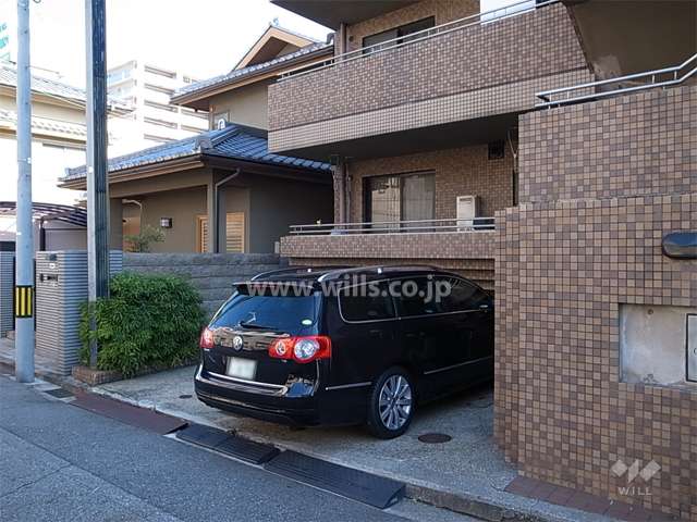 敷地内駐車場