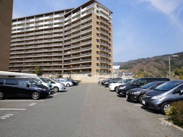 敷地内駐車場（屋外平面式）