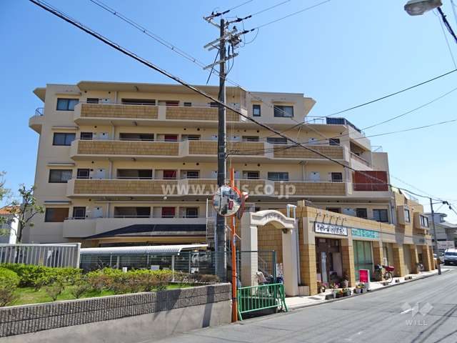 アバンテ茨木の外観（北西側から）