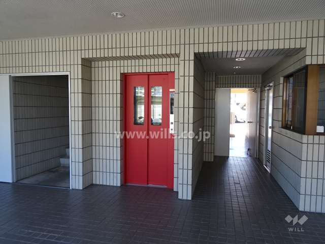 エントランスホール