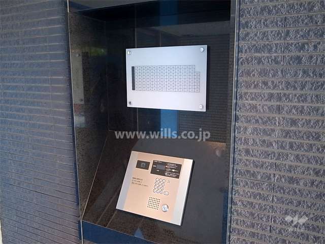 エントランスにあるオートロックの操作盤。