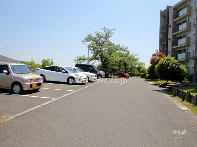 敷地内駐車場（屋外平面式）