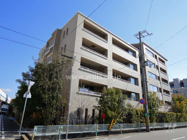 プラウド甲子園口の外観（北西側から）