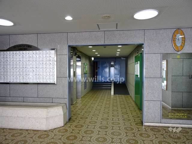 エントランスホール