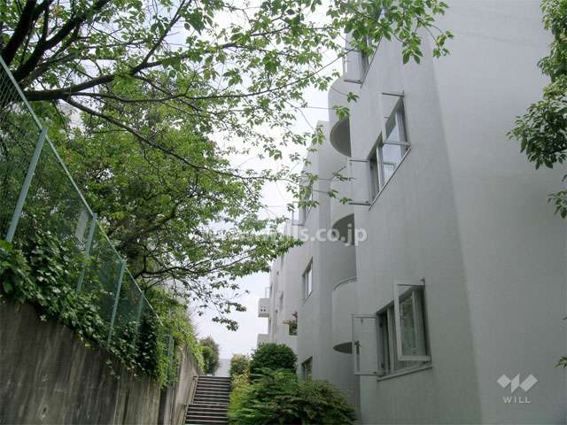 A棟北側の通路