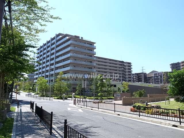 ライオンズ南千里佐竹台の遠景