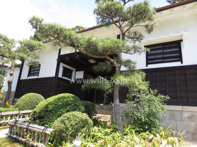 長屋門（西側エントランス）