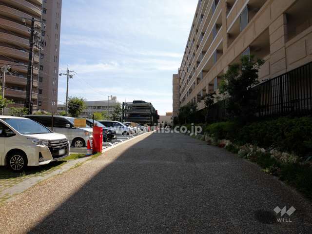 敷地内駐車場（屋外平面式と屋外機械式）