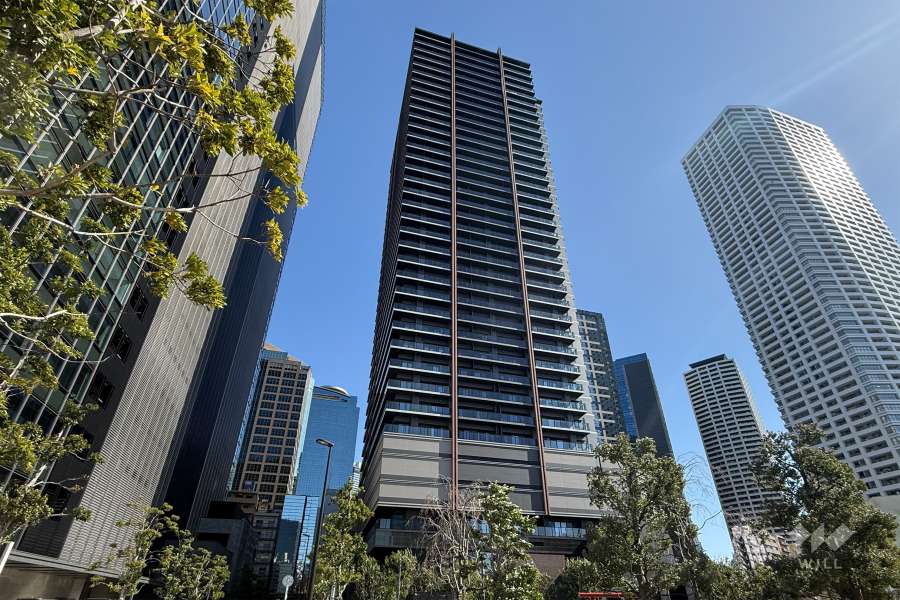 シティタワー新宿の外観（西側から）