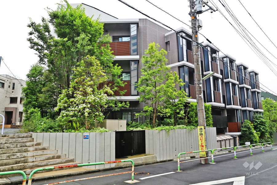 パークホームズ用賀3丁目の外観（北東側から）