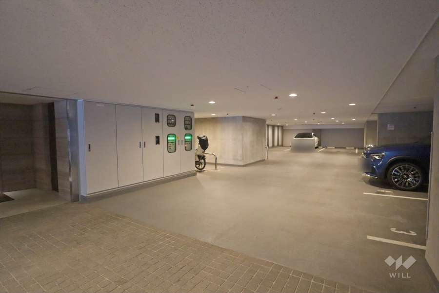 敷地内駐車場（屋内平面式）