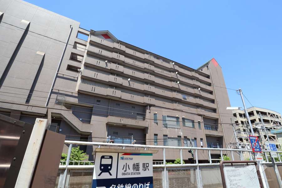 シティファミリー小幡駅前の外観（南東側から）