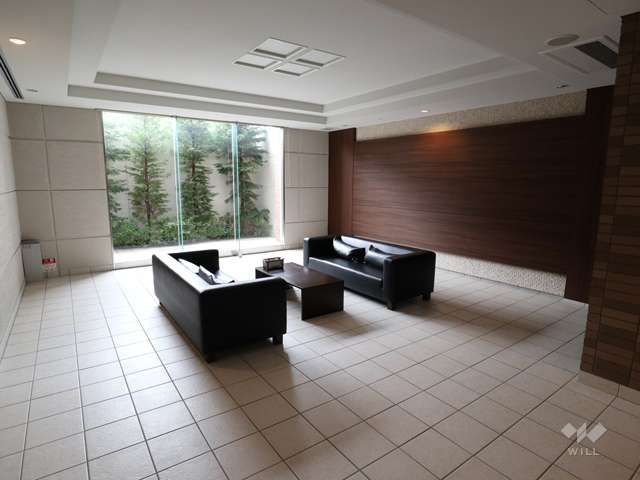 エントランス内