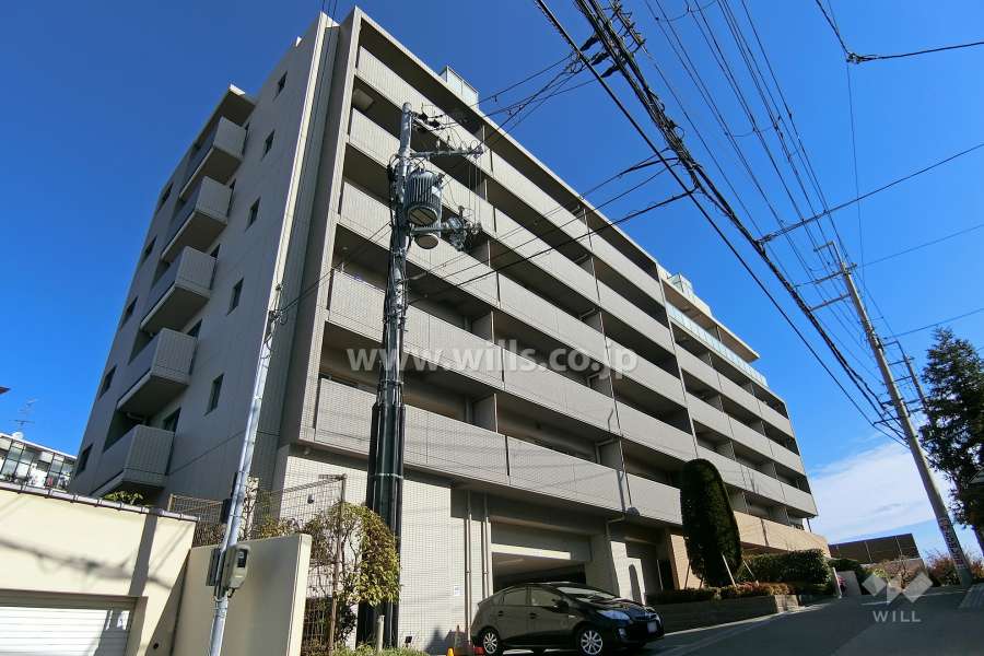 イニシア豊中刀根山の外観（南西側より）