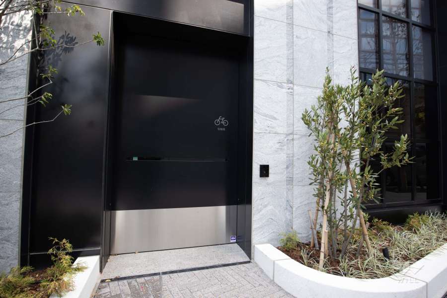 駐輪場の出入口